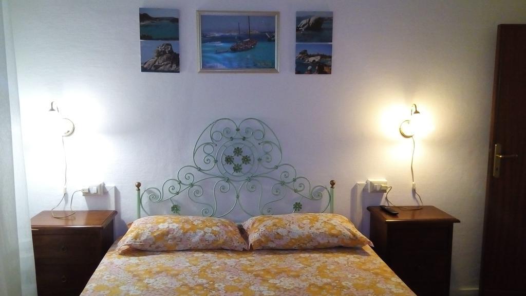 Hotel Da Carlo La Maddalena  Zewnętrze zdjęcie